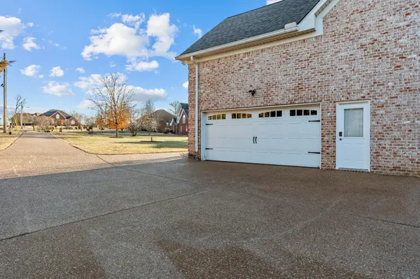 307 Chamblee Ct, Mount Juliet, TN 37122