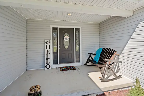 437 Deerfield Rd, Crossville, TN 38555