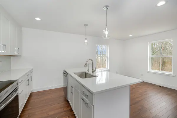 513 Yale Ave Madison, TN 37115