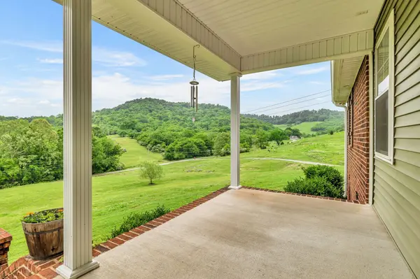 8 Farley Ln Carthage, TN 37030
