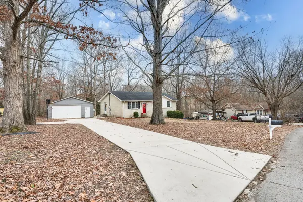 7105 Red Maple Ct, Fairview, TN 37062