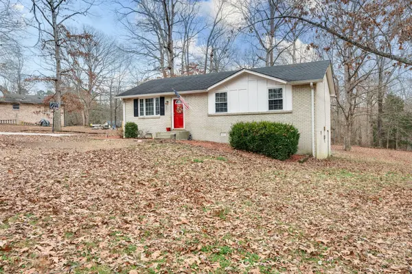 7105 Red Maple Ct, Fairview, TN 37062