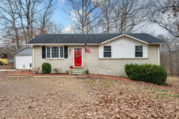 7105 Red Maple Ct, Fairview, TN 37062