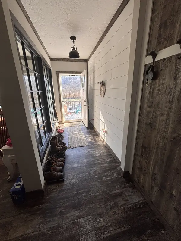 521 Happy Valley Rd, Bell Buckle, TN 37020