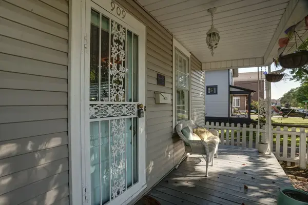 909 Hadley Ave #N, Old Hickory, TN 37138
