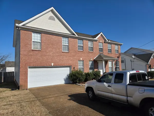 104 Wolverine Trl #E, La Vergne, TN 37086