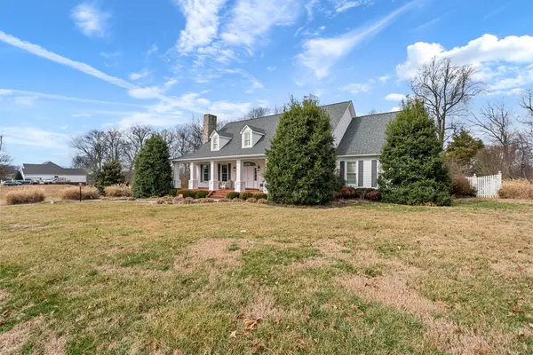 44 Silver Oak Ct, Scottsville, KY 42164