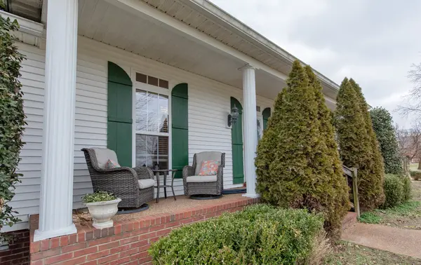 1092 Robertson Rd, Gallatin, TN 37066