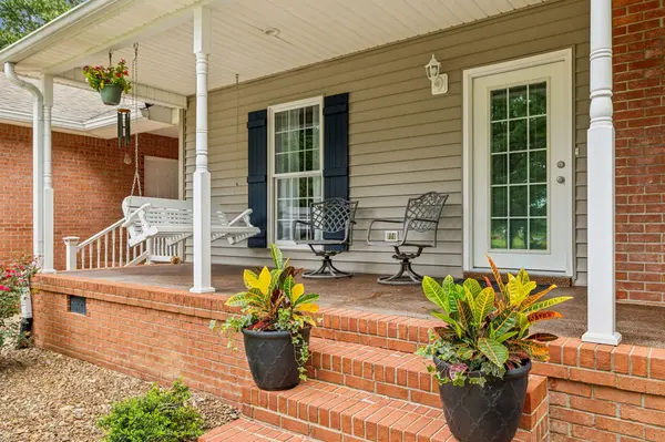 199 Peaceful Valley Rd, Portland, TN 37148
