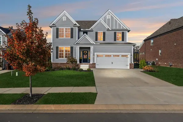303 Van Conder Pl, Hendersonville, TN 37075