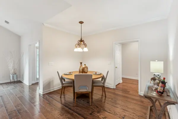 12 Ingram Ct, Lebanon, TN 37087