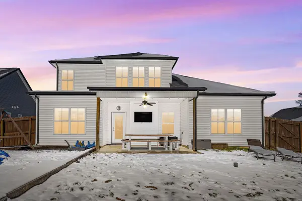 616 Bassett Ln, Clarksville, TN 37043