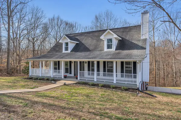 1028 Lakeside Ct, Kingston Springs, TN 37082