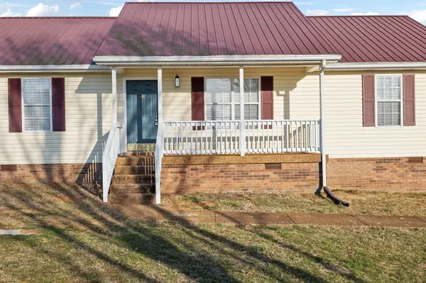 3812 Hearthstone Dr, Chapel Hill, TN 37034