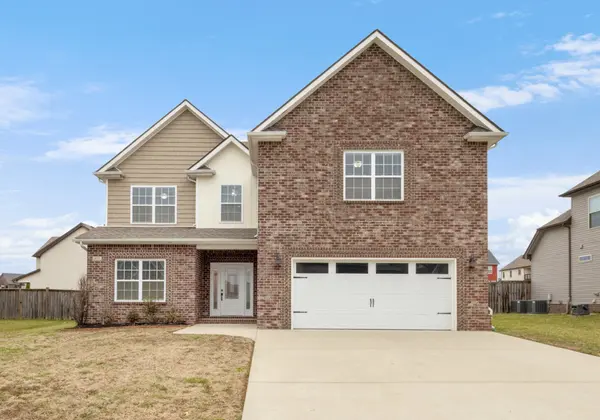 617 Tacoma Dr, Clarksville, TN 37043