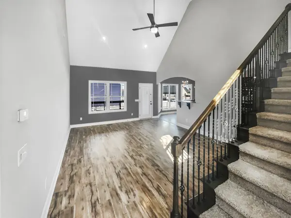 886 Terraceside Cir, Clarksville, TN 37040