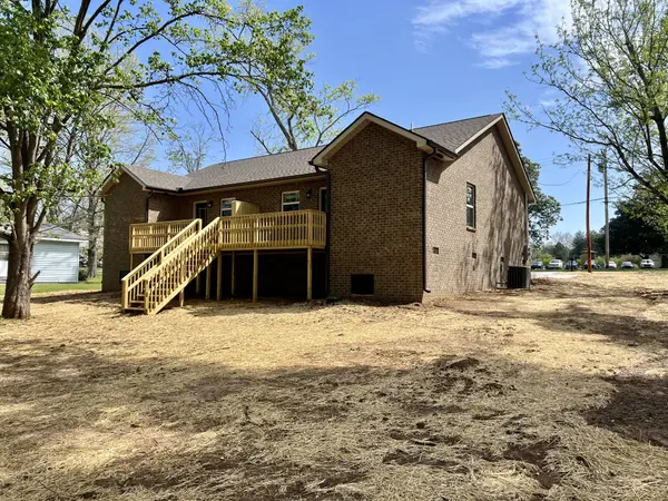 296 S Bratton St, Decherd, TN 37324