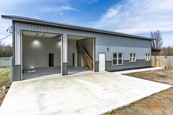 588 Howell Hill Rd, Flintville, TN 37335