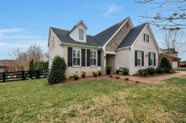 7107 Triple Crown Ln, Fairview, TN 37062