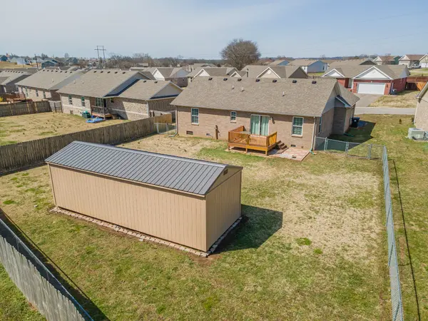 1913 Susan Rd, Columbia, TN 38401