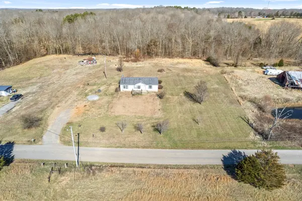 639 Houston Fielder Rd, Clarksville, TN 37043