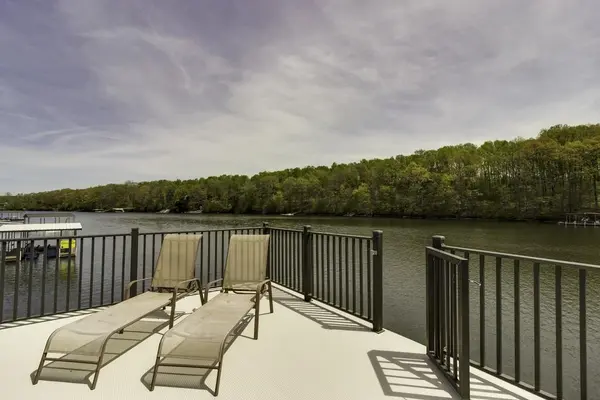 340 Hillwood Dr, Estill Springs, TN 37330