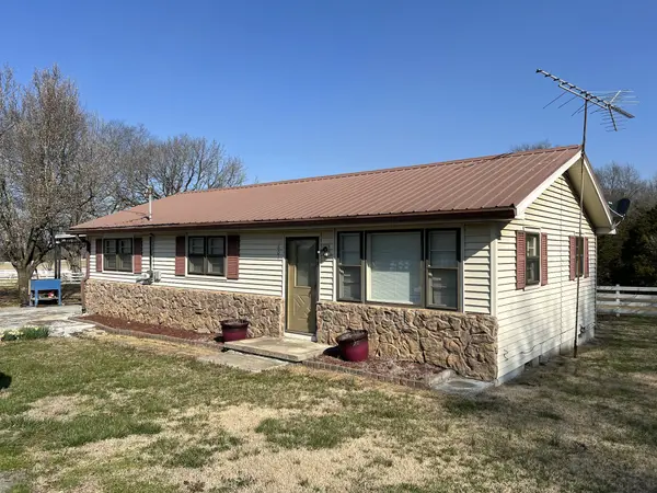 601 Highway 82 #E, Bell Buckle, TN 37020