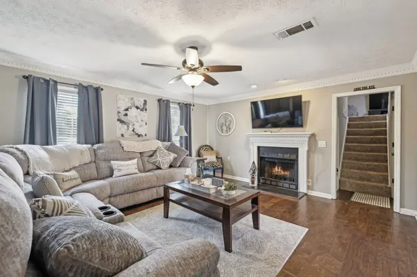 209 Connie Dr, Hendersonville, TN 37075