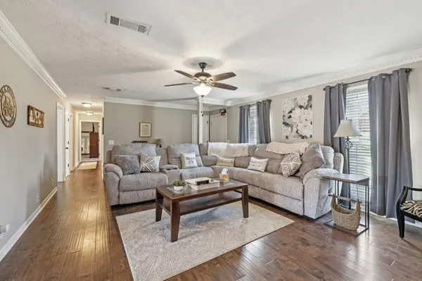 209 Connie Dr, Hendersonville, TN 37075