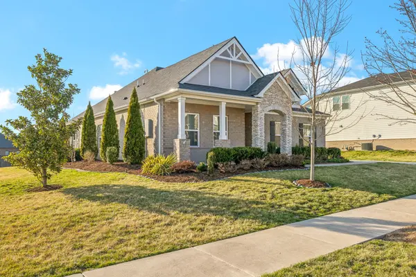 1014 Wadeslea Ln, Nolensville, TN 37135