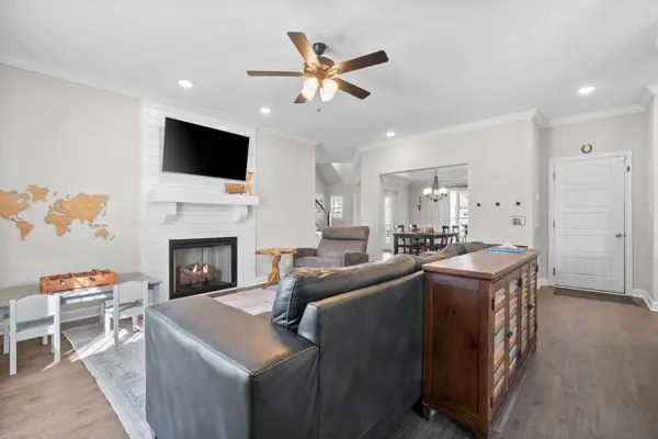 1139 Chagford Dr Clarksville, TN 37043