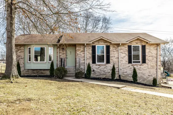 163 Hillside Dr, Hendersonville, TN 37075