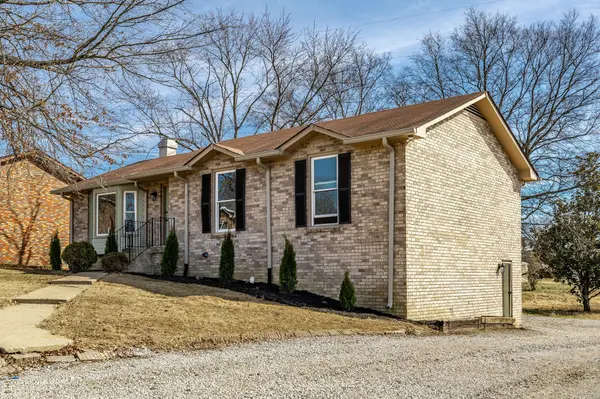 163 Hillside Dr, Hendersonville, TN 37075