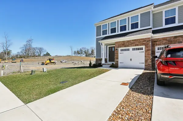 246 Pryor Dr, Gallatin, TN 37066