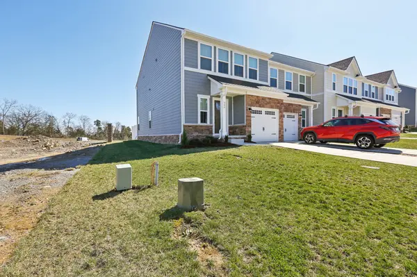 246 Pryor Dr, Gallatin, TN 37066