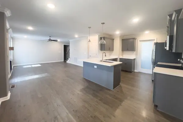 4960 Shiloh Bridge Rd, Cumberland Furnace, TN 37051