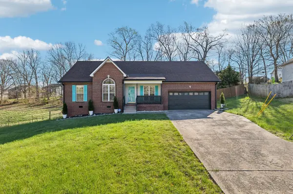 4066 Smith Cir, Greenbrier, TN 37073