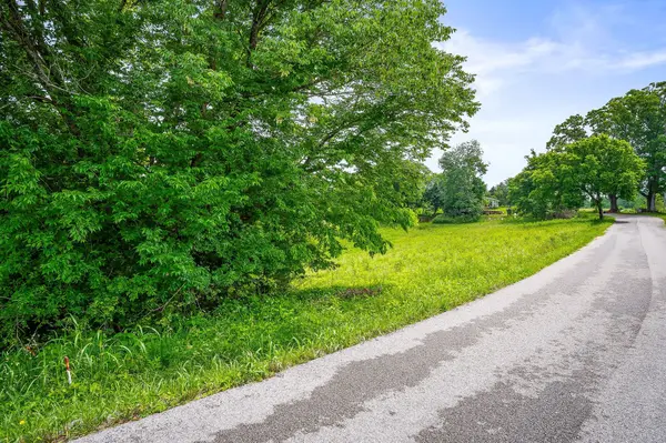 9199 Fox Hill Rd, Baxter, TN 38544