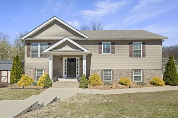 1808 Vicki Ct, Columbia, TN 38401