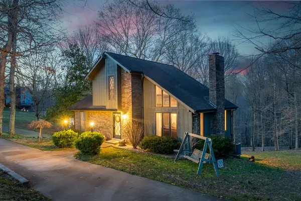 1149 Whispering Heights Dr, Clarksville, TN 37043