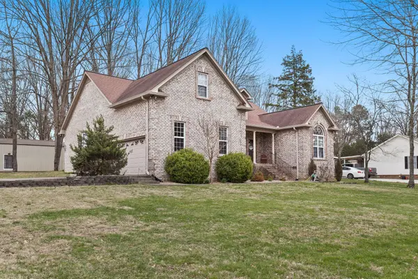 1201 Lake Marie Rd, Gallatin, TN 37066