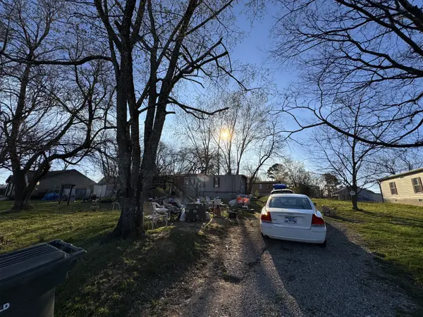 1607 Mantlo St, Springfield, TN 37172
