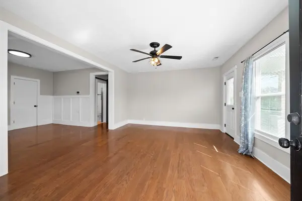 214 E Jackson St, Gallatin, TN 37066