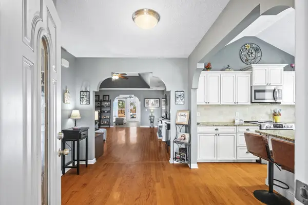 200 Blossom Ct, White House, TN 37188
