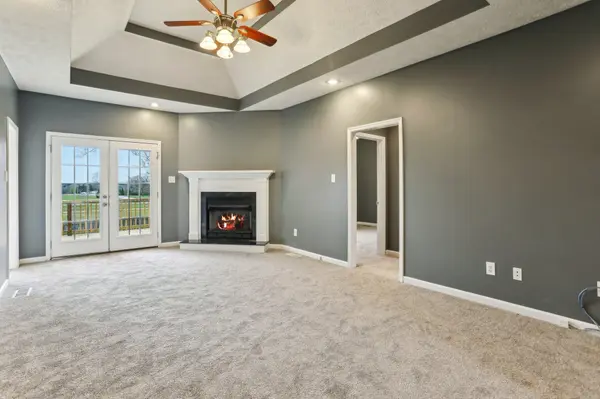 1509 Lindsey Ln, Chapel Hill, TN 37034