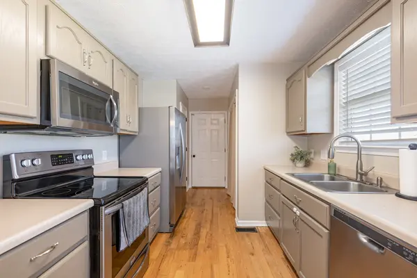 2036 Stafford Dr Columbia, TN 38401