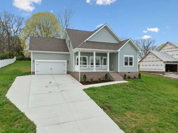 160 Lisa Dr, Gordonsville, TN 38563