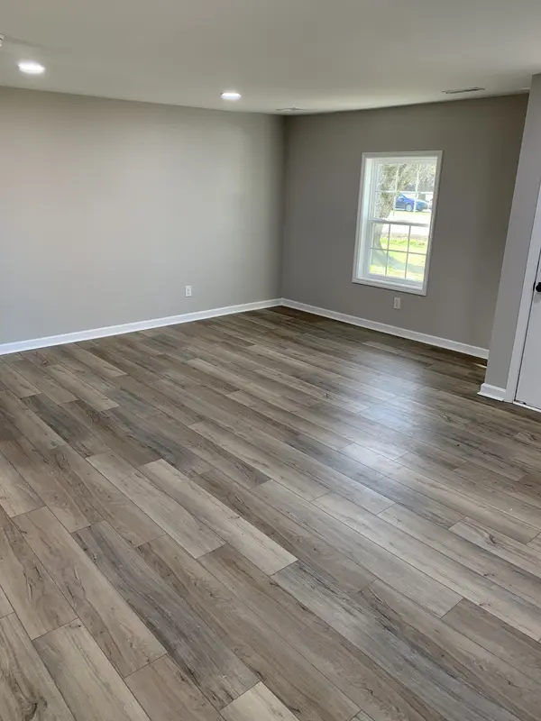 1402 E Grundy St, Tullahoma, TN 37388