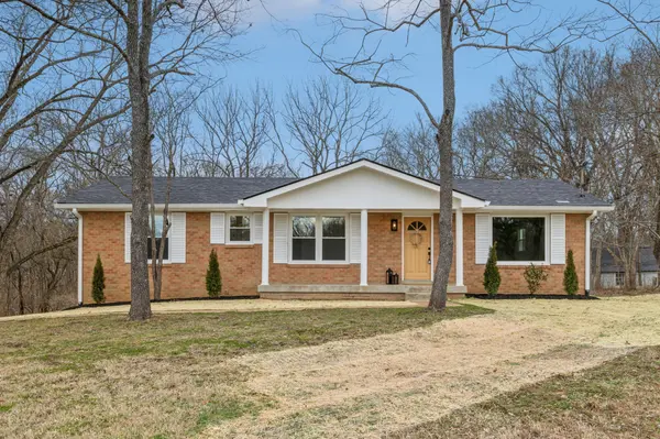 701 Overlook Dr, Mount Juliet, TN 37122