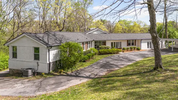 211 Trahern Ln, Clarksville, TN 37040